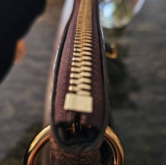 Sold - Picture 13 of 16